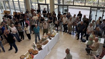 קהילת הפקולטה להנדסת מכונות בהרמת כוסית לרגל ראש השנה תשפ